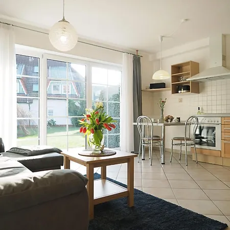 Апартаменты Alte Reihe 10 - Silbermoewe 2 *