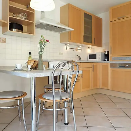 Alte Reihe 10 - Silbermoewe 2